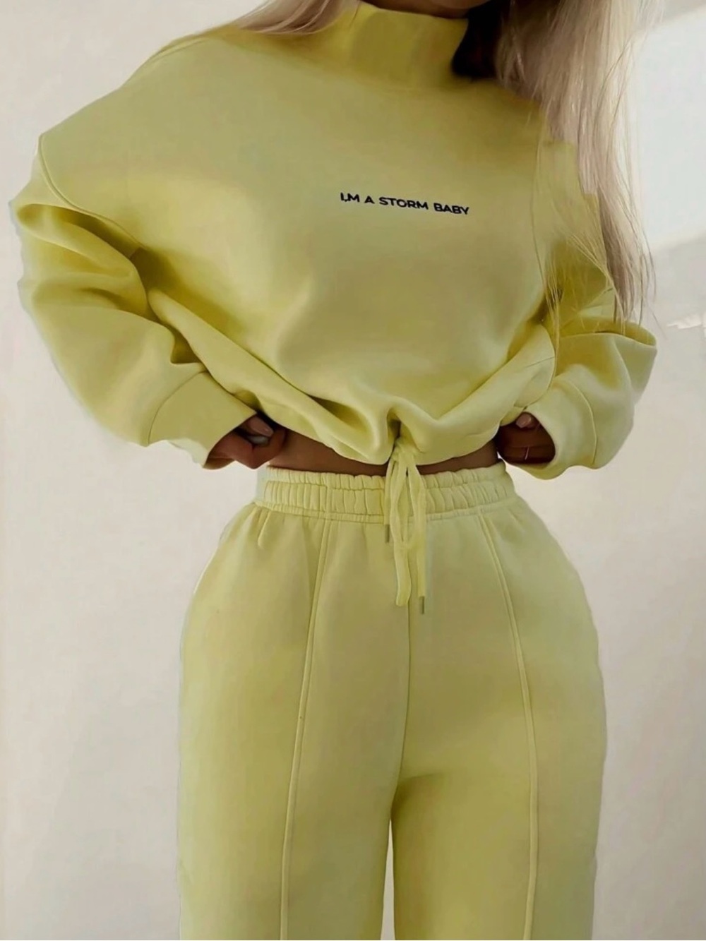 Crop Sweatshirt & Wide-Leg Pants Set - Lemon Yellow